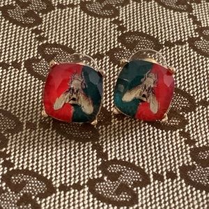 NWOT Buzz-worthy 🐝 Earrings
